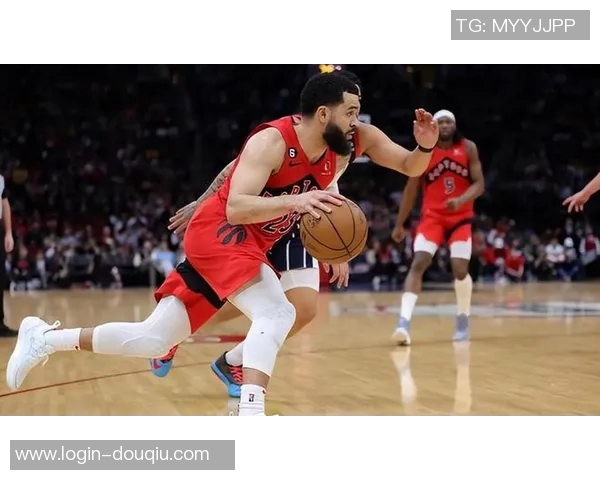 弗雷德范弗利特的崛起与NBA赛场的精彩瞬间分析